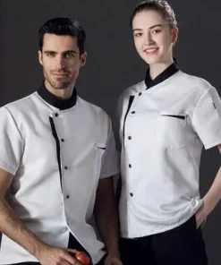 Áo Đầu Bếp Màu Trắng Cúc Đen – Chất Liệu Chịu Nhiệt, Thiết Kế Đẹp Và Thoáng Mát Từ Đồng Phục 365